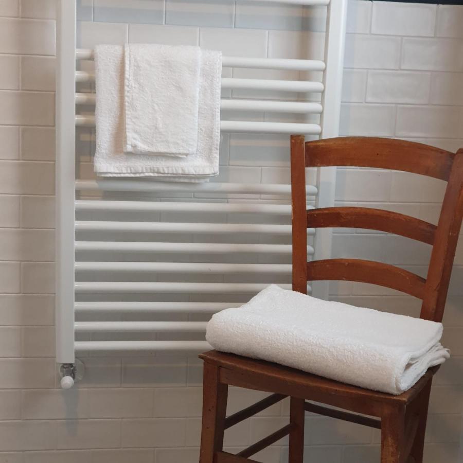 MALPENSA - Independent Double Room&Bathroom Castano Primo Buitenkant foto